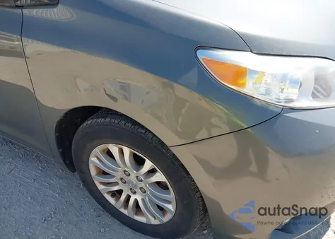 2011 Toyota Sienna Xle V6 from USA, damaged, VIN 5TDYK3DC7BS011242